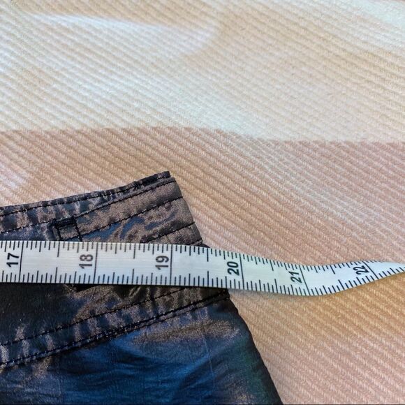 Surfwaves Metallic Surf Short, Size 38 - Picture 8 of 10